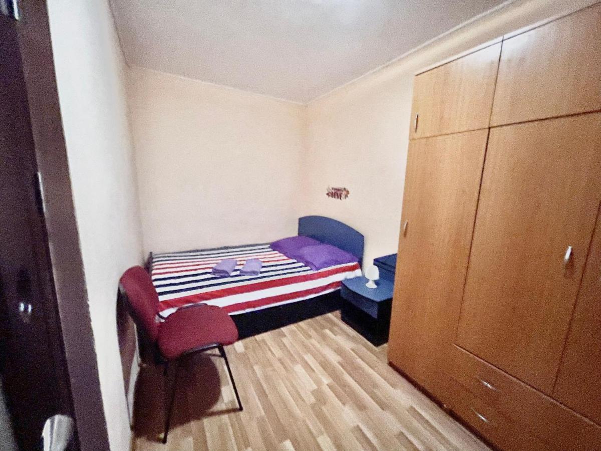 Cozy Apartments Bacau Bagian luar foto