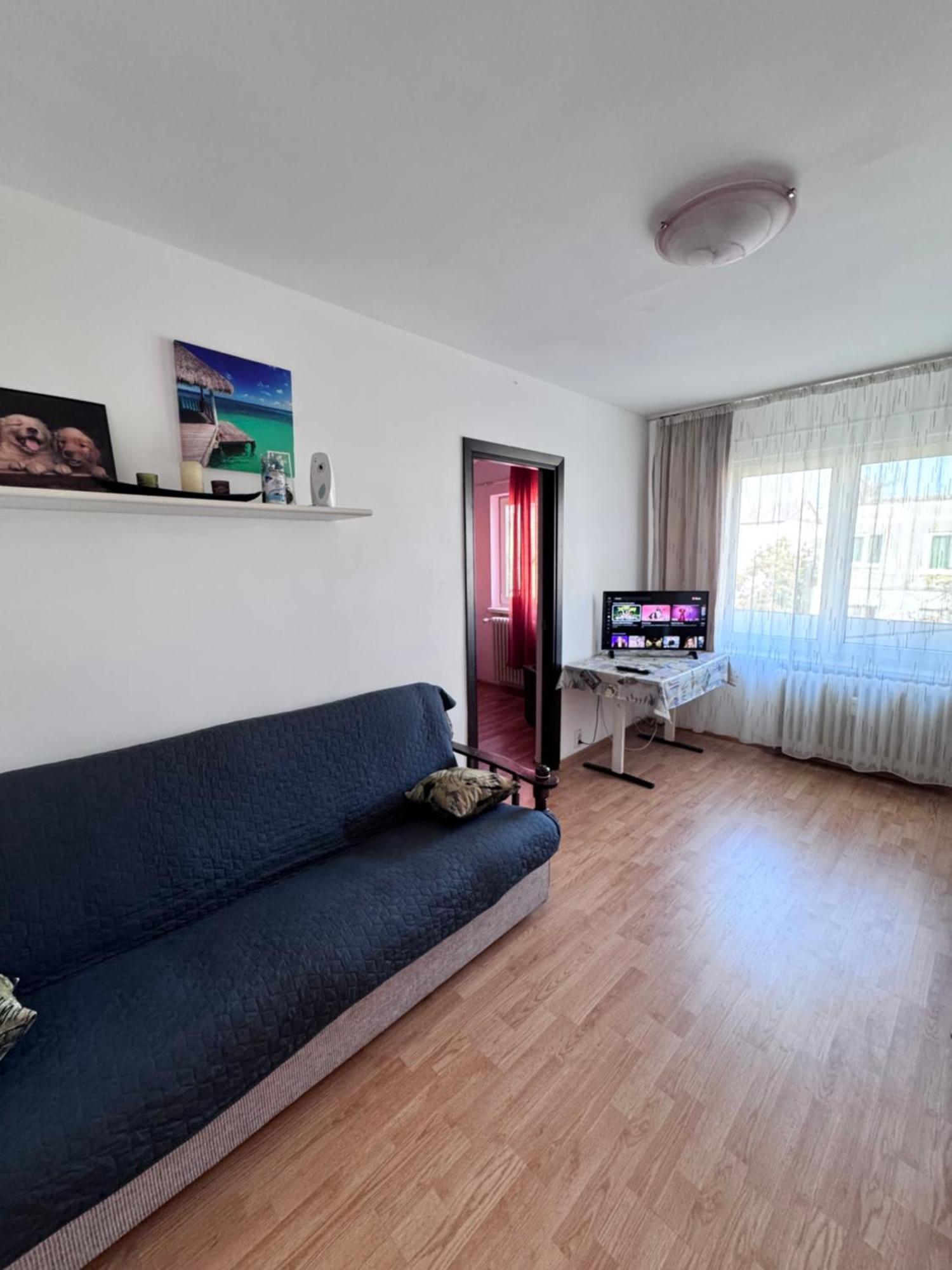 Cozy Apartments Bacau Bagian luar foto